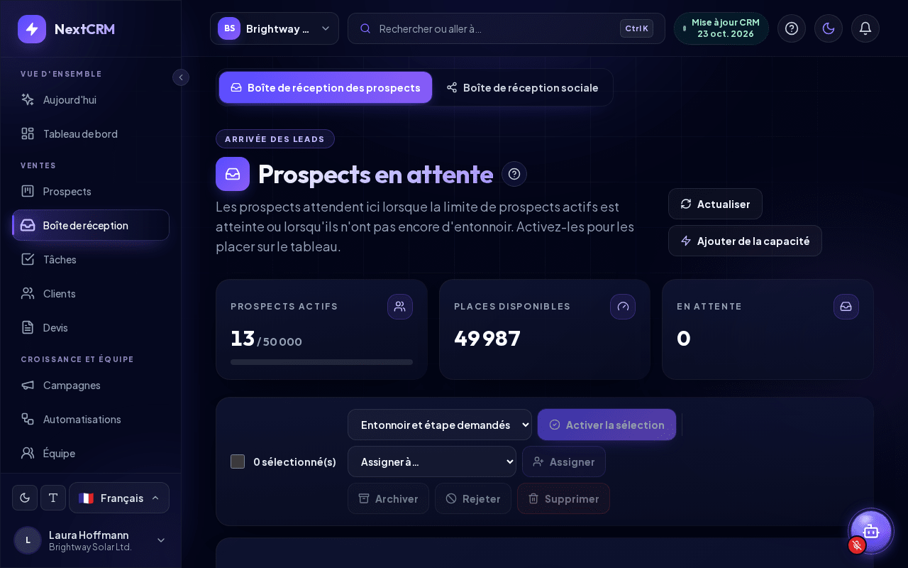 La Boîte de réception des prospects avec les prospects en attente et les compteurs de capacité