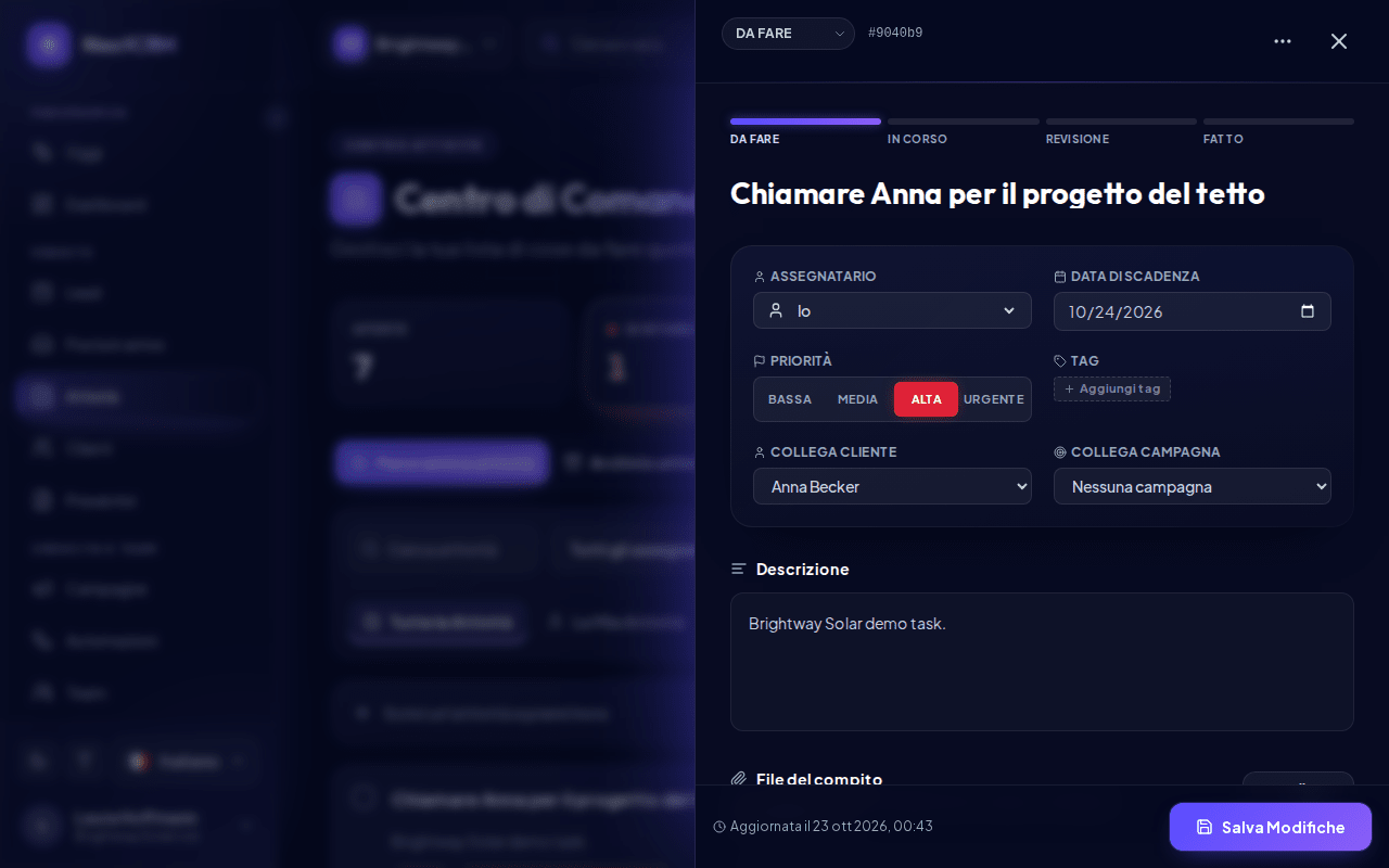 Dettagli dell'attività con file e commenti